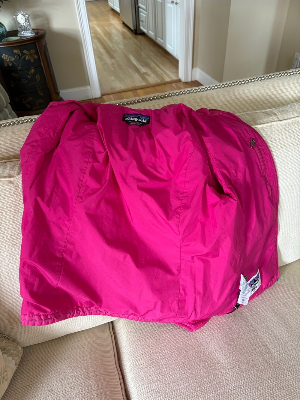 Patagonia pink coat, girls XL (14) - Picture 7 of 8